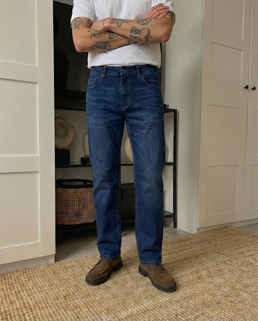 True Straight Jeans